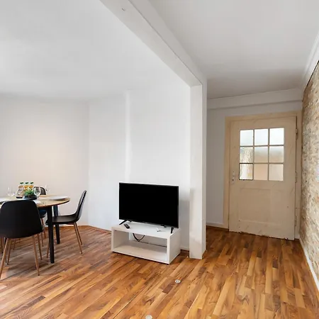 Altbau-wohnung Im Loftstyle