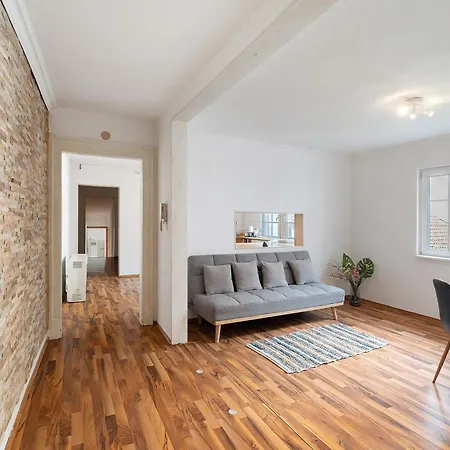 Apartamento Altbau-wohnung Im Loftstyle